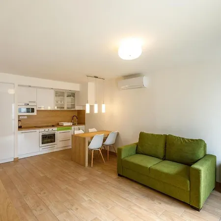 La Bella Centrum Kek Zoeld Apartment