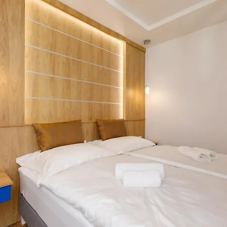 Apartament La Bella Centrum Kek Zoeld Héviz