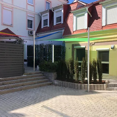 La Bella Centrum Kek Zoeld Heviz