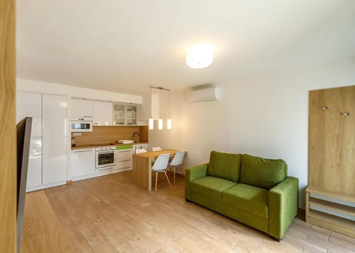 La Bella Centrum Kek Zoeld Apartment