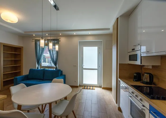 La Bella Centrum Kek Zoeld * Hévíz